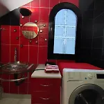 Katata Spacious House Floor With Terraces, 3 Bedrooms, Parking,wi-fi شقة