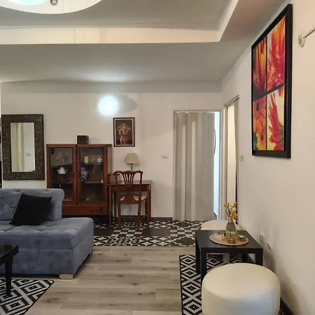Katata Spacious House Floor With Terraces, 3 Bedrooms, Parking,wi-fi Apartament
