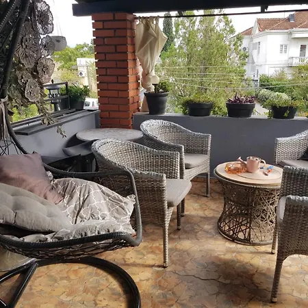 Katata Spacious House Floor With Terraces, 3 Bedrooms, Parking,wi-fi