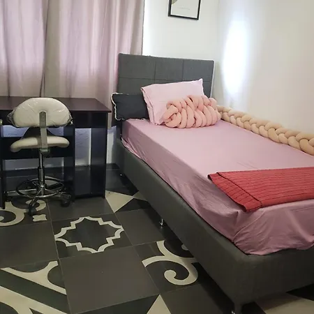 Katata Spacious House Floor With Terraces, 3 Bedrooms, Parking,wi-fi