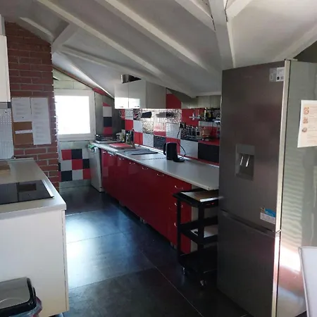 Katata Spacious House Floor With Terraces, 3 Bedrooms, Parking,wi-fi