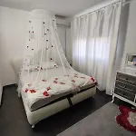 Katata Spacious House Floor With Terraces, 3 Bedrooms, Parking,wi-fi דירה *