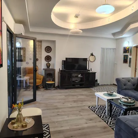 Katata Spacious House Floor With Terraces, 3 Bedrooms, Parking,wi-fi * Podgorica