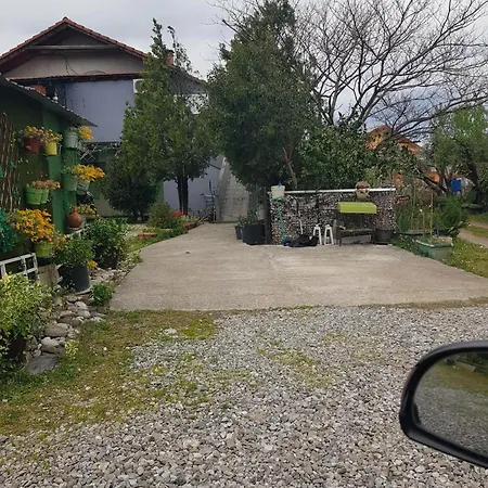 Appartement Katata Spacious House Floor With Terraces, 3 Bedrooms, Parking,wi-fi *
