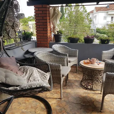 Katata Spacious House Floor With Terraces, 3 Bedrooms, Parking,wi-fi Lejlighed *