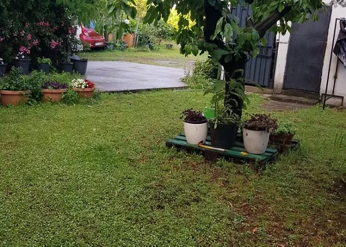 Katata Spacious House Floor With Terraces, 3 Bedrooms, Parking,wi-fi