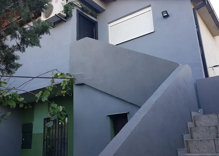 Katata Spacious House Floor With Terraces, 3 Bedrooms, Parking,wi-fi Appartement