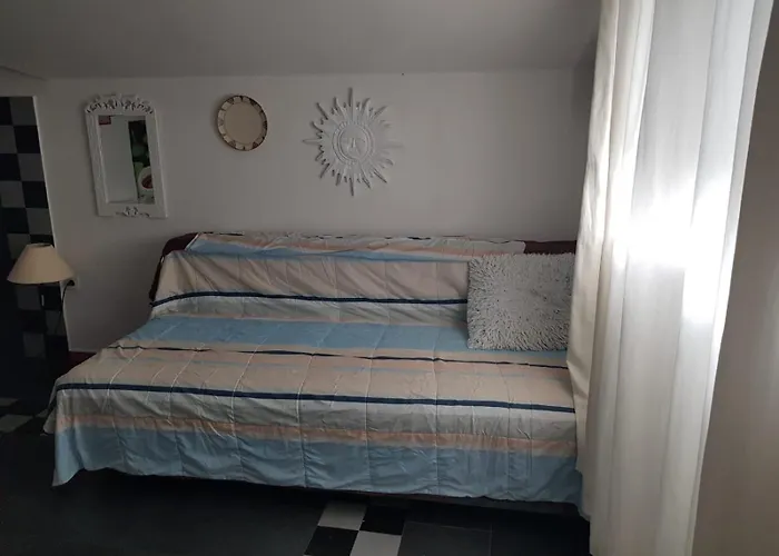 Katata Spacious House Floor With Terraces, 3 Bedrooms, Parking,wi-fi * Podgorica